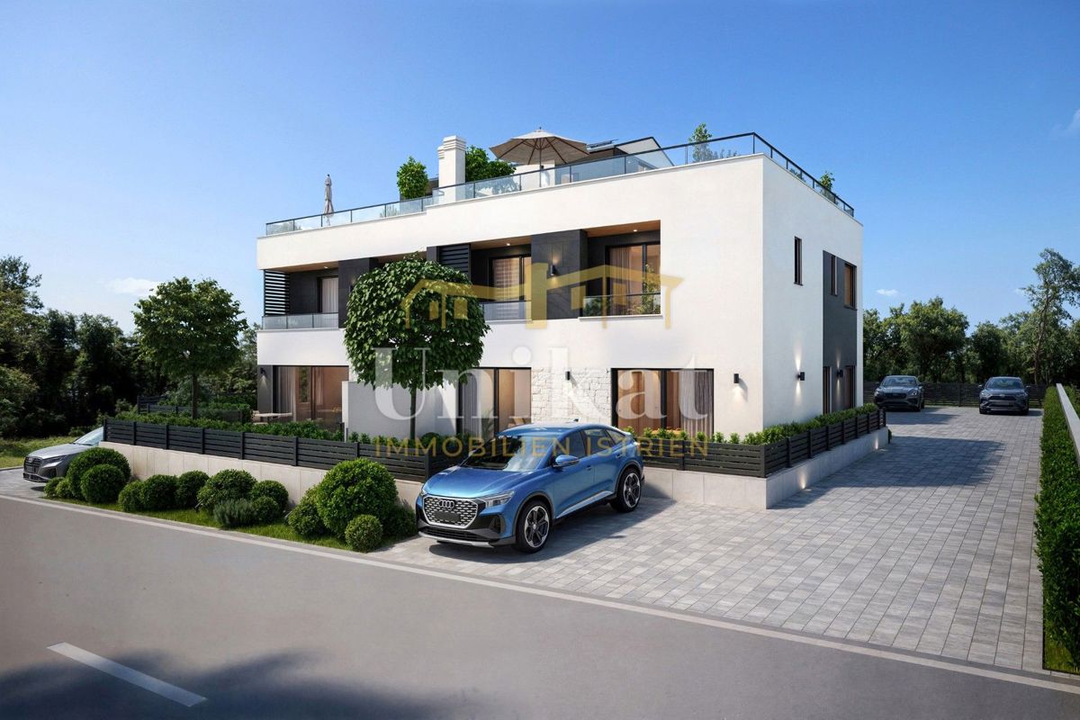 Novogradnja: dvojna hiša s 4 spalnicami in bazenom